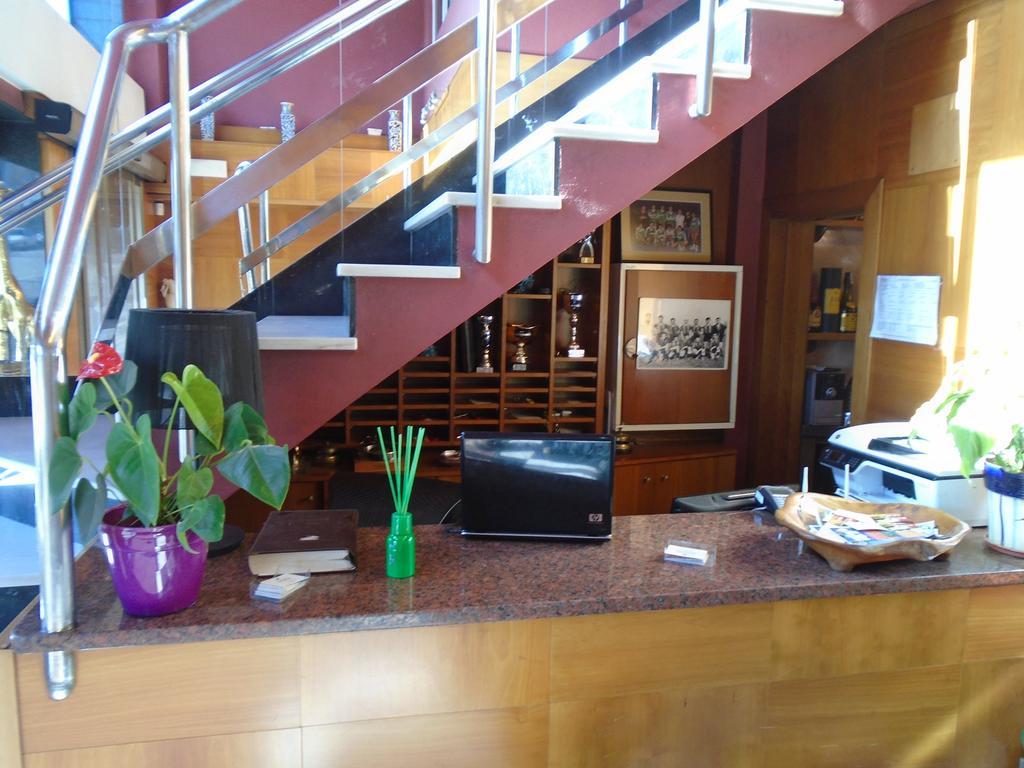 Hostal Fonda Galicia Cardedeu Εξωτερικό φωτογραφία